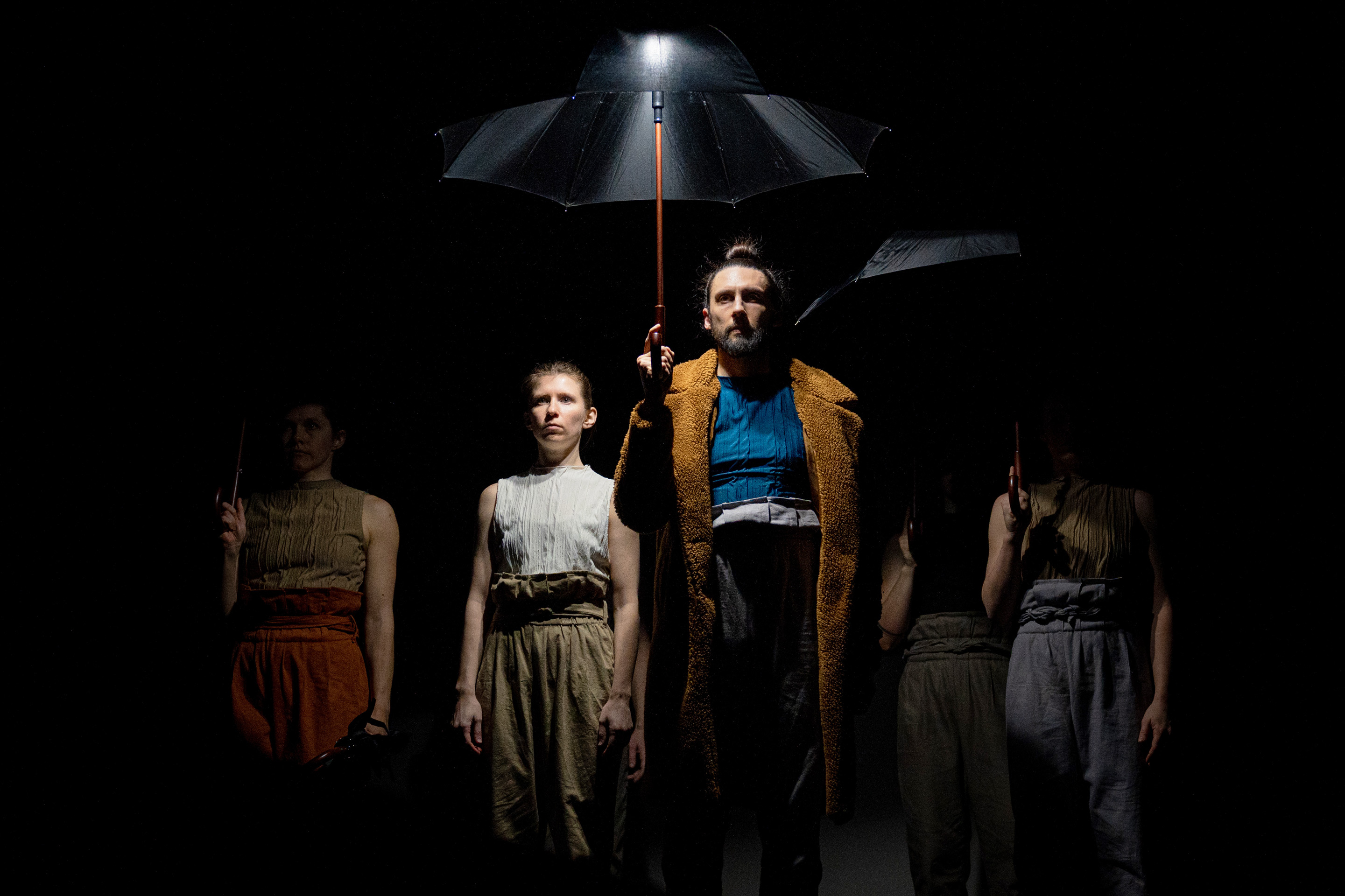 push/FOLD dancers Samuel Hobbs and Briley Jozwiak performing the world-premiere of 'Illum' at the Patricia Reser Center for the Arts in Beaverton, Oregon | Photo taken by: Ophélia Martin-Weber